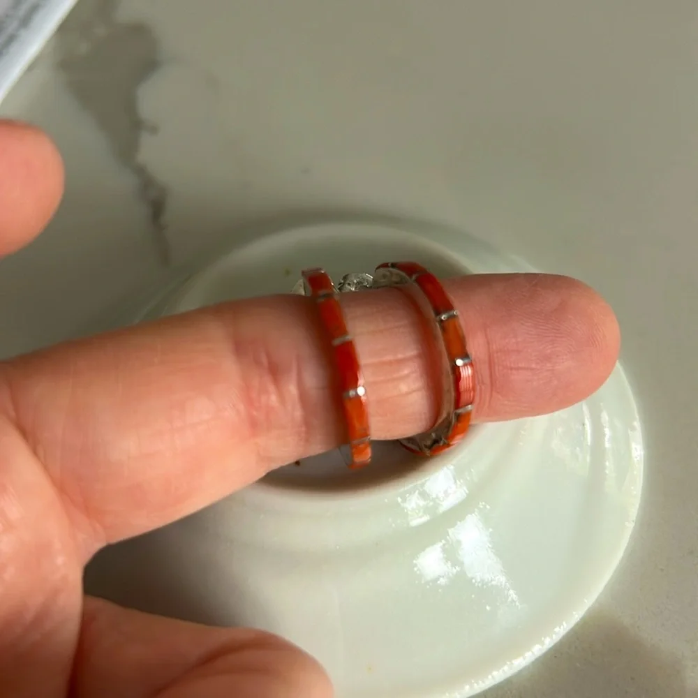 Sterling silver coral hoop earrings - Picture 5 of 5